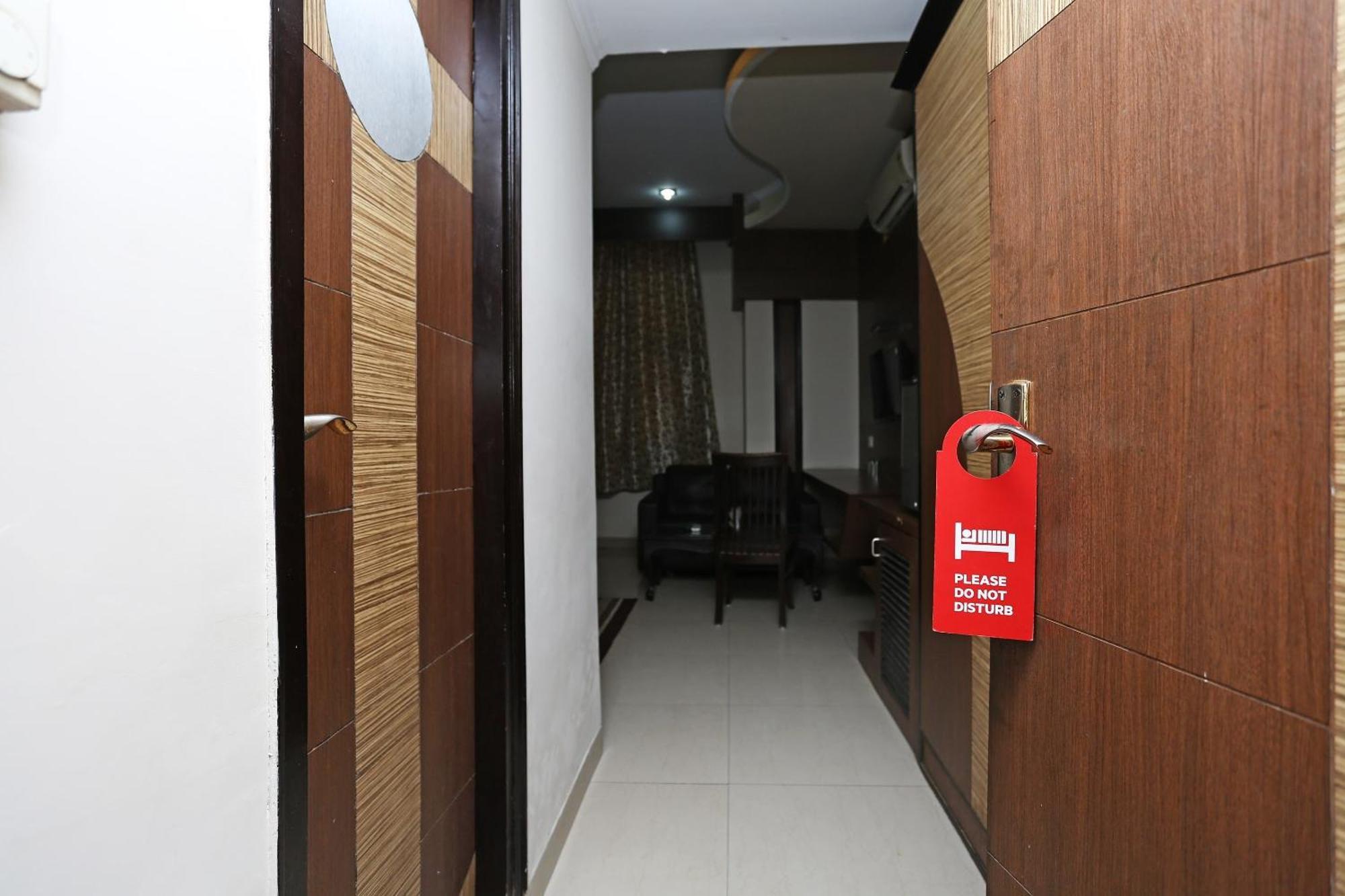 Hotel O Mukut Regency Ghaziabad Exterior foto