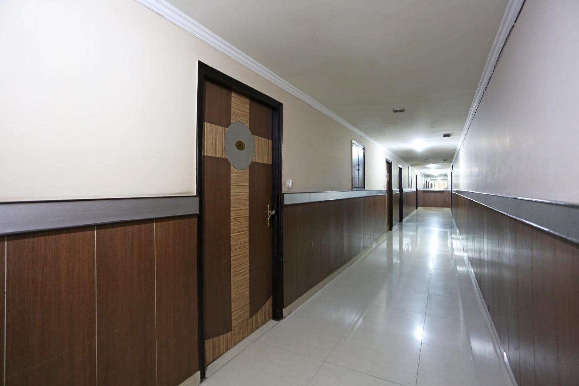 Hotel O Mukut Regency Ghaziabad Exterior foto